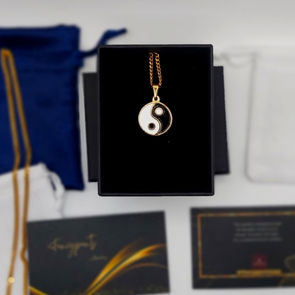 18K Gold Plated Yin ☯️ & Yang Pendant with 18K Gold Plated Miami Cuban Link - Picture 1 of 12